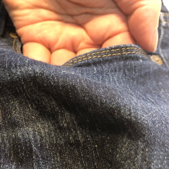 GUESS Women’s size 29
Low-Rise Power Skinny Jeans - Picture 11 of 13